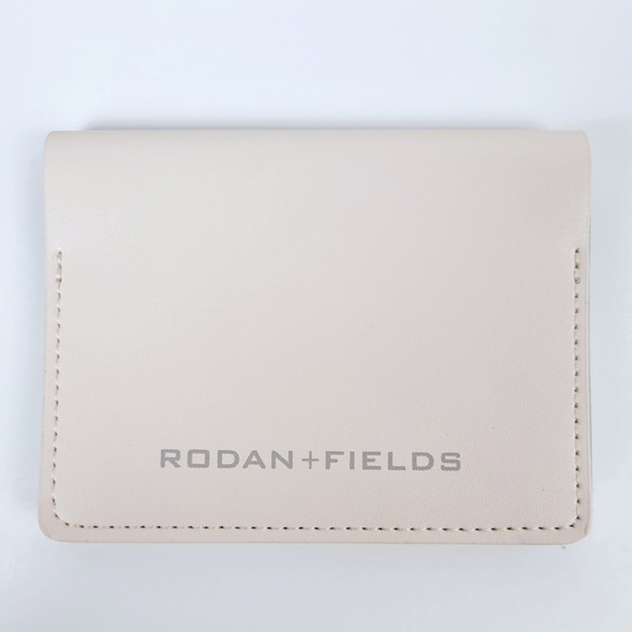 Rodan + Fields Travel Set~Passport Wallet~Credit Card Holder~Luggage Tags~NEW - Picture 6 of 12